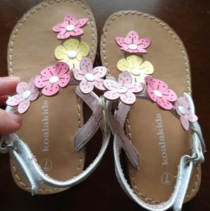 *SOLD*** Toddler girl sandals